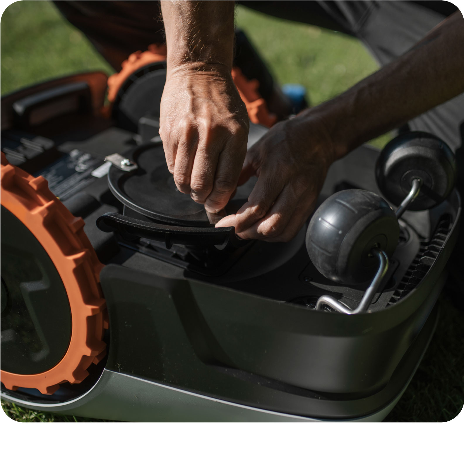 (image for) Knives for robotic lawn mowers