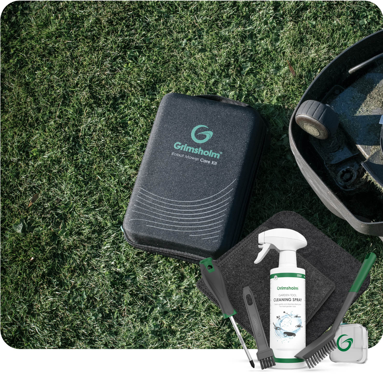 (image for) Robot Mower Care Kit makes maintenance easy